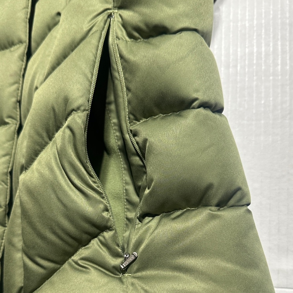 Patagonia Women's olive drab Puffer Jacket w zippers and snap buttons goosedown - Picture 9 of 14